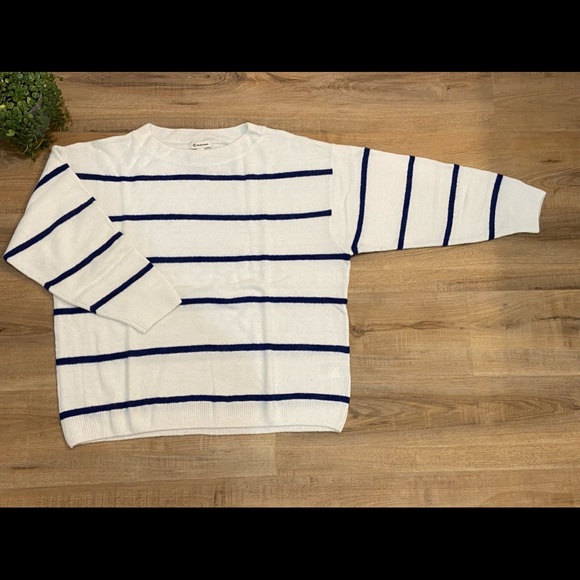 Woolen Bloom stripped sweater - Picture 3 of 8